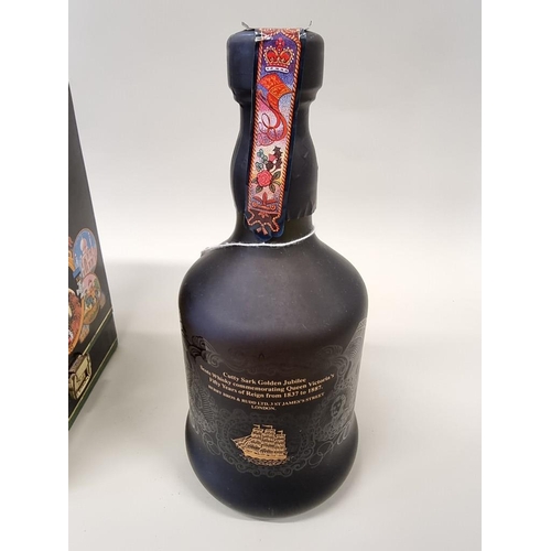 25 - A 70cl bottle of Cutty Sark 'Queen Victoria Golden Jubilee' blended whisky, boxed.