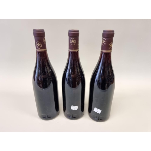 37 - Three 75cl bottles of Chateauneuf du Pape, 1998, Domaine du Grand Tinel. (3)