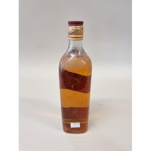 61 - A 26 2/3 fl.oz bottle of Johnnie Walker 'Red Label' blended whisky, 1960s bottling.