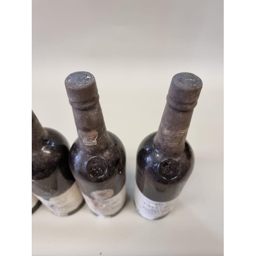 81 - Six 75cl bottles of Taylor's 1977 vintage port. (6)