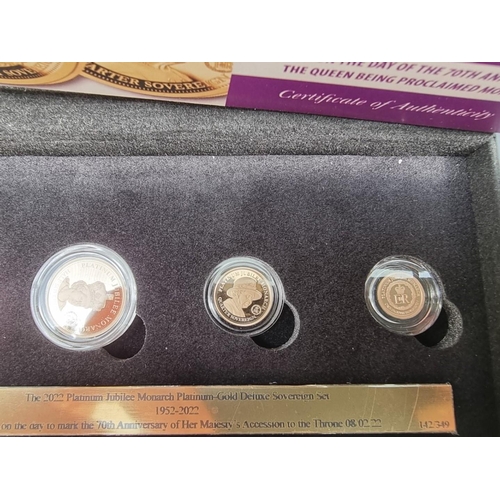 260 - Coins: a '2022 Platinum Jubilee Monarch Gold Sovereign Deluxe Set', comprising: sovereign; half sove... 