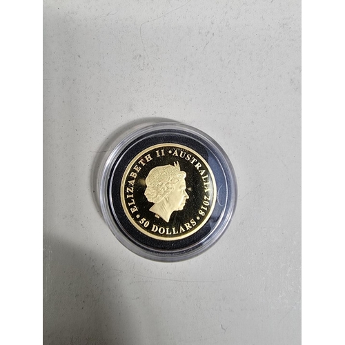 274 - Coins: a Perth Mint '2018 Australia Double Sovereign', 22ct gold proof 50 dollar, numbered 211/500, ... 