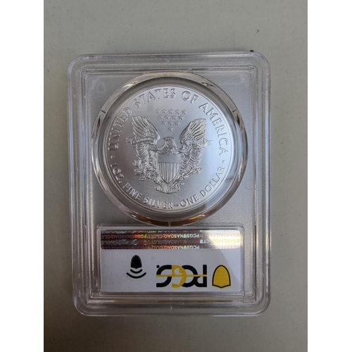 400 - Coins: a 2021 United States Mint 'Early Issue American Eagle Silver Dollar' Type 1, with CoA and box... 