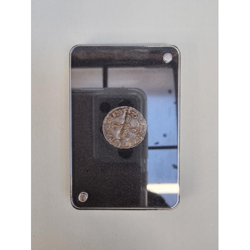 414 - Coins: a Harold I 'Harefoot' 1035-40 AD silver penny, jewel cross type, in box.