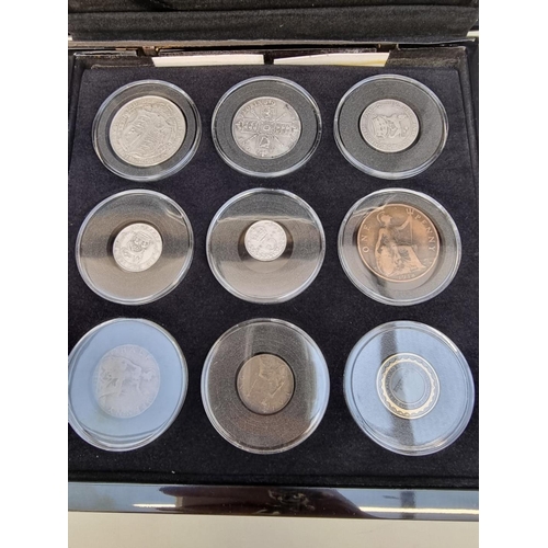 430 - Coins: a Bradford exchange 'The First World War British Coin Set', comprising: five silver coins and... 