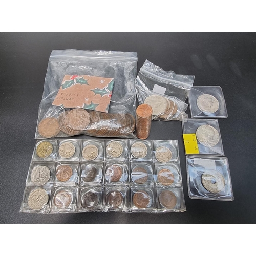 473 - Coins: a quantity of UK, Ireland, US and other coins.