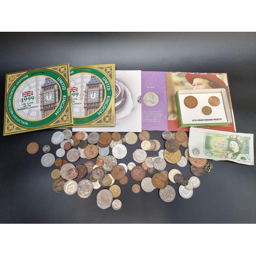 480 - Coins: a 1999 Diana Princess of Wales Memorial five pound coin, in Royal Mint Pack; together with a ... 