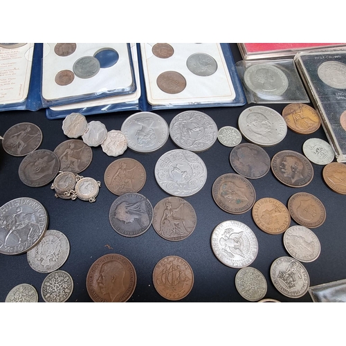 490 - Coins: a small collection of UK coins and bank notes; to include a few silver examples.... 