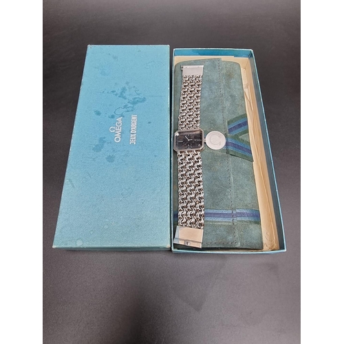 860 - A 1970s Omega De Ville manual wind wristwatch, 24 x 32mm, Cal.625, movement No.37947394, import mark... 