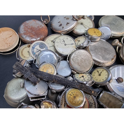 881 - A quantity of vintage watches.