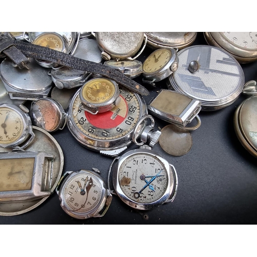 881 - A quantity of vintage watches.