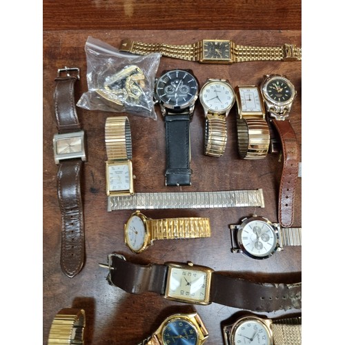 879 - A quantity of wristwatches.