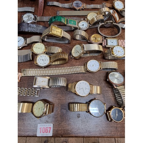 879 - A quantity of wristwatches.