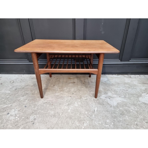 1109 - A G Plan rectangular low occasional table, with spindle undertier, 76cm wide.