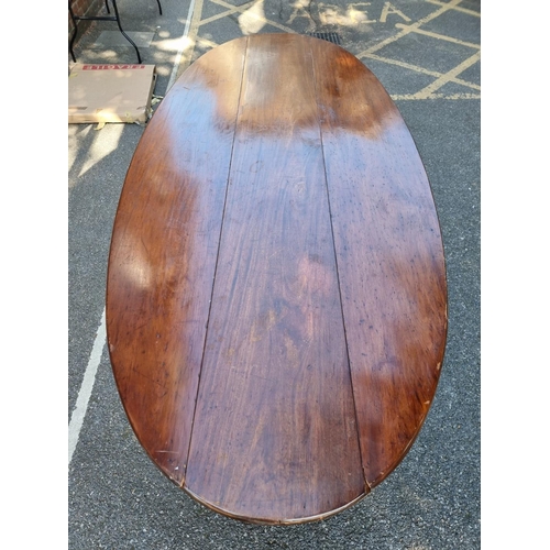 1111 - A large Irish mahogany wake table, 287cm x 128cm.