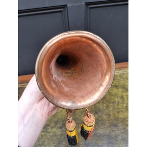 1188 - An old copper and brass bugle. 