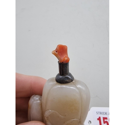 1513 - A good Chinese carved white jade gourd form snuff bottle, relief carved with trailing leaves, w... 