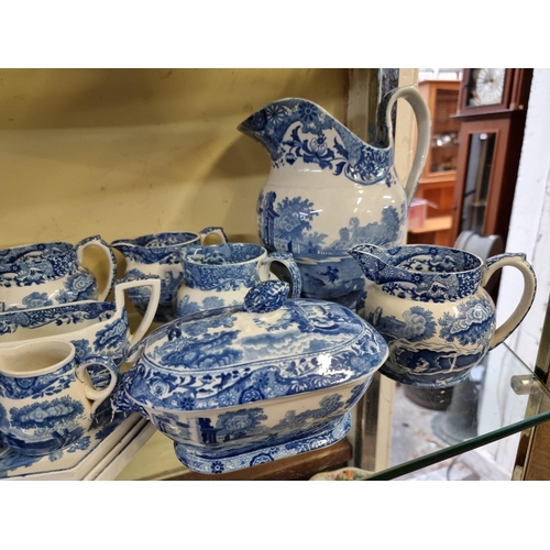 1279 - A quantity of Copeland Spode 'Italian' pattern tea and dinnerwares. 