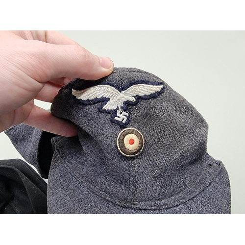 1624 - Three German Third Reich caps, comprising: Police Officer's M43; a Luftwaffe M43; and a Luftwaffe Of... 