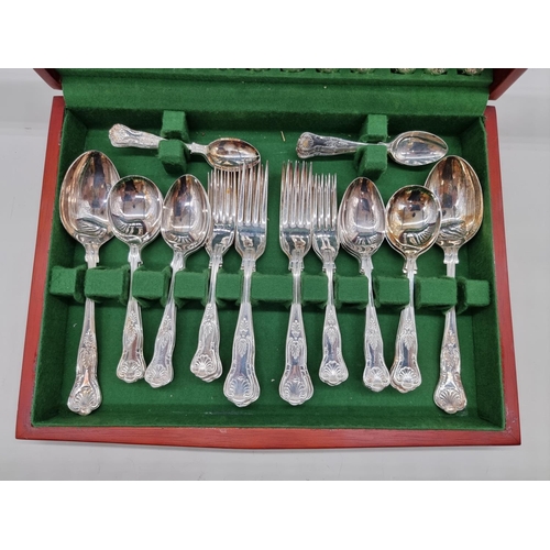 1414 - A canteen of electroplate King's pattern cutlery, for six. 