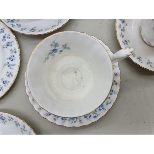 1475 - A Royal Albert 'Memory Lane' part teaset, (handle of one cup restuck).