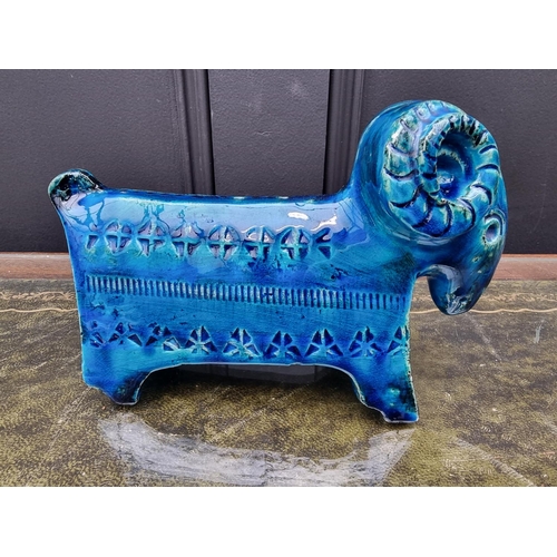 1541 - A Bitossi Rimini Bleu ram, by Aldo Londsi, 18.5cm long.