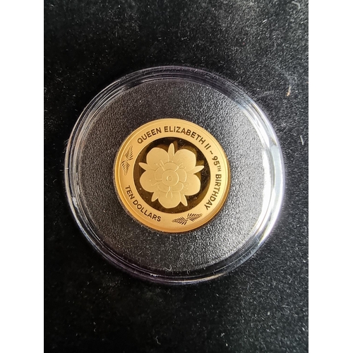 347 - Coins: a cased New Zealand 'Queen Elizabeth II Ninety-Fifth Birthday' 1/4oz (7.087g) .999.9 (24ct) g... 