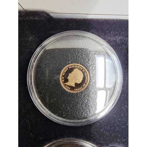 359 - Coins: a cased 2022 Tristan Da Cunha 'The Queen Elizabeth II In Memoriam' 22ct gold proof laurel coi... 