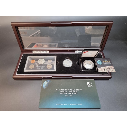 368 - Coins: 'The Definitive US Mint 50th Anniversary of The Moon Landing Proof Coin Set 1969-2019' includ... 