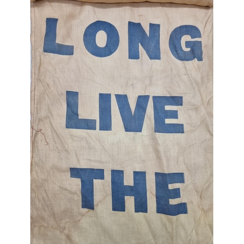 1691 - An early 20th century 'Long Live The King' banner, probably World War I, 105 x 41cm. ... 