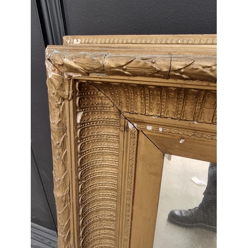 1756 - A gilt framed wall mirror, 79 x 104cm.