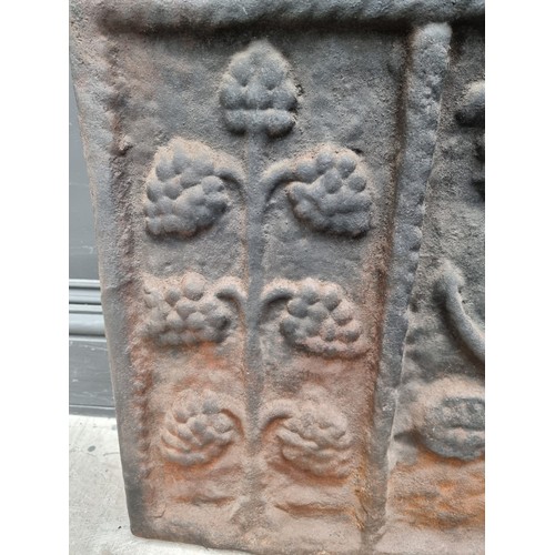 1351 - An antique cast iron 'Armada' fireback, dated 1588 and initialled IFC, 67 x 75cm. ... 