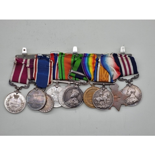 1635 - Medals: a World War I and World War II gallantry group of ten, to 20114 SJT G Wray, Royal ... 