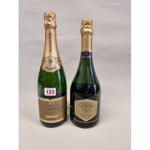 123 - A 75cl bottle of Heidsieck Monopole 'Gold Top' 2005 Vintage Champagne; together with a 75cl bottle o... 