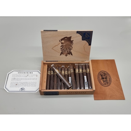 134 - Seventeen Drew Estate Undercrown Maduro 143mm x 46 cigars; together with another single Undercrown 1... 