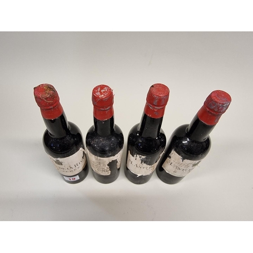 19 - Four half bottles of Tres Cortados sherry, Antonio de la Riva, 1940s bottling. (4)