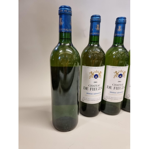 63 - Six 75cl bottles of Chateau de Fieuzal Blanc, 2001, Pessac Leognan. (6)