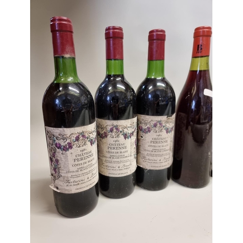 99 - Twelve bottles of mixed wine, comprising: one each of Barbera d'Alba, 1975, Cantina Riccardo; Barbar... 