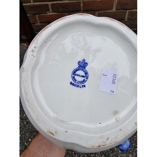 1061 - A Victorian mahogany washstand, with blue & white pottery jug and basin, 88cm wide.... 