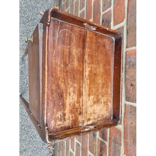 1074 - A Regency mahogany and line inlaid pot cupboard, 35cm wide.