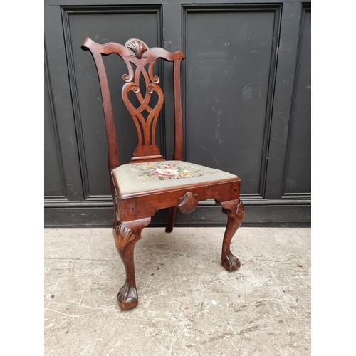 1078 - An 18th century Irish mahogany dining chair. 