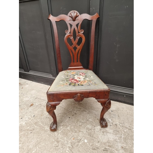 1078 - An 18th century Irish mahogany dining chair. 