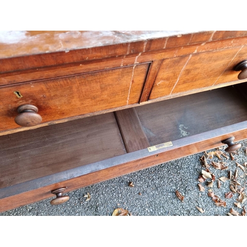 1097 - A Victorian mahogany and marble top chest, 117.5cm wide. 