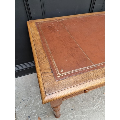 1019 - A Victorian oak two drawer desk, 122.5cm wide. 