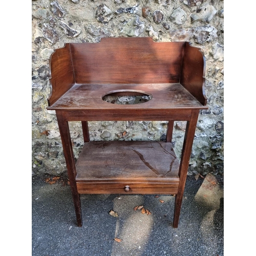 1100 - A mahogany wash stand, 70cm wide. 