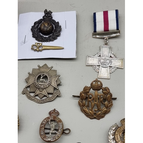 1488 - Medals: a mixed group, to include World War I examples.   