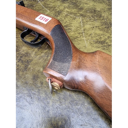 1516 - A Gecado Model 50 .177 cal under lever air rifle, Serial No.70196104.