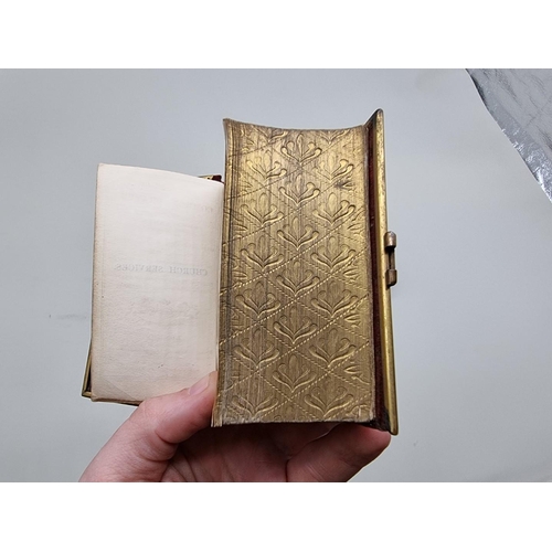 606 - BOOK OF COMMON PRAYER: worn and defective Book of Common Prayer, London 1750, engraved plates (some ... 