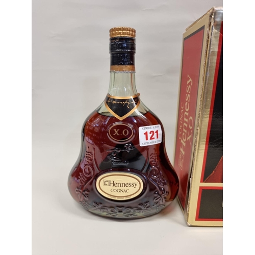 121 - A 24 fl.oz. bottle of Hennessy XO Cognac, in card box.