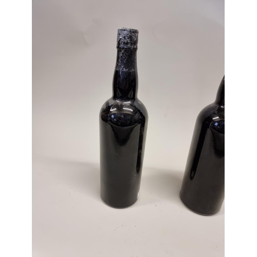 58 - A 73cl bottle of Cavendish 1949 Vintage Port; together with another bottle of old port, (lacking lab... 